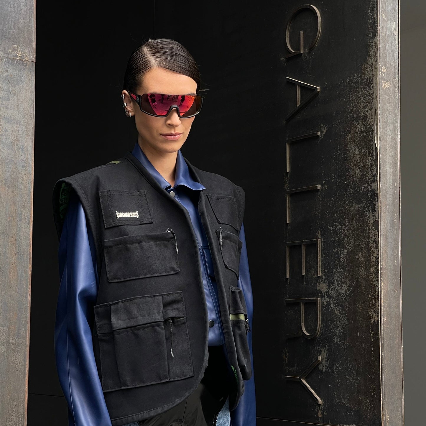 "KLOSHAR" VEST