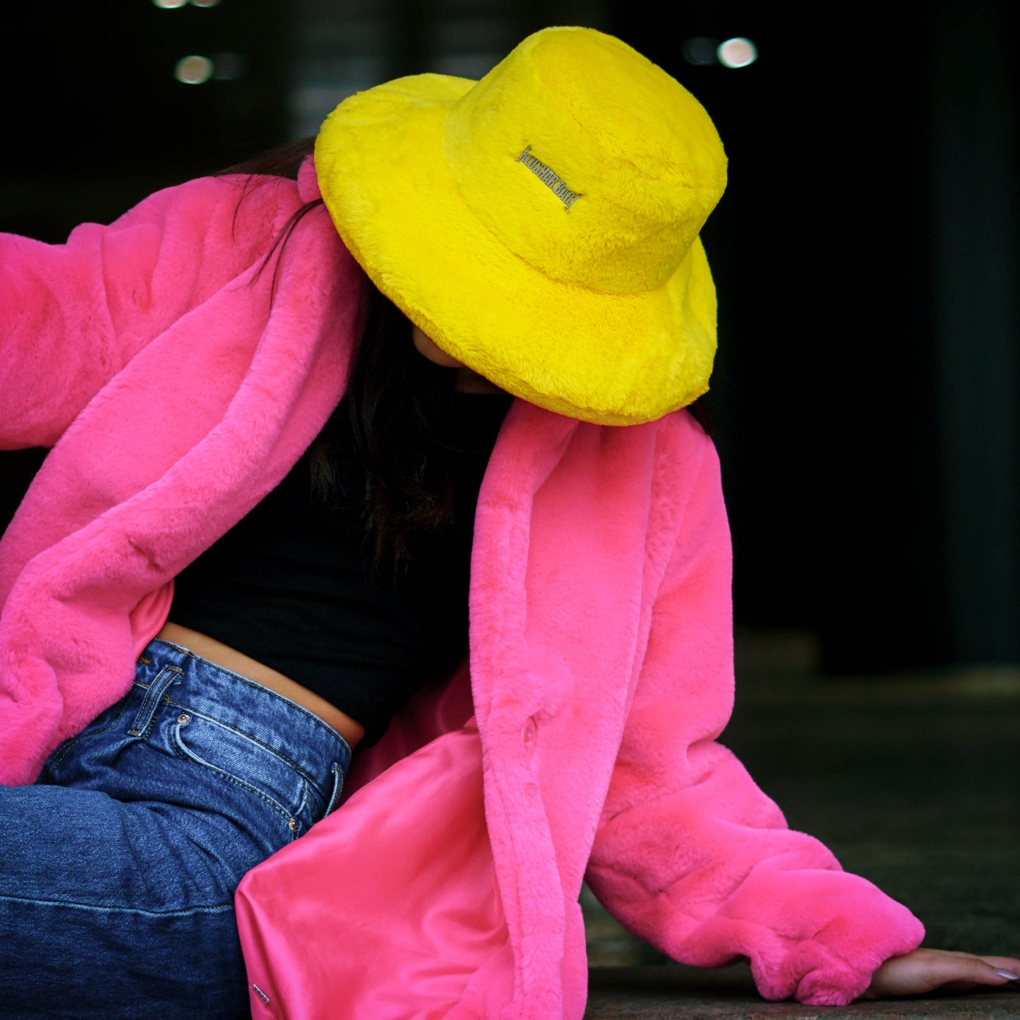 "YELLOW" large bucket hat