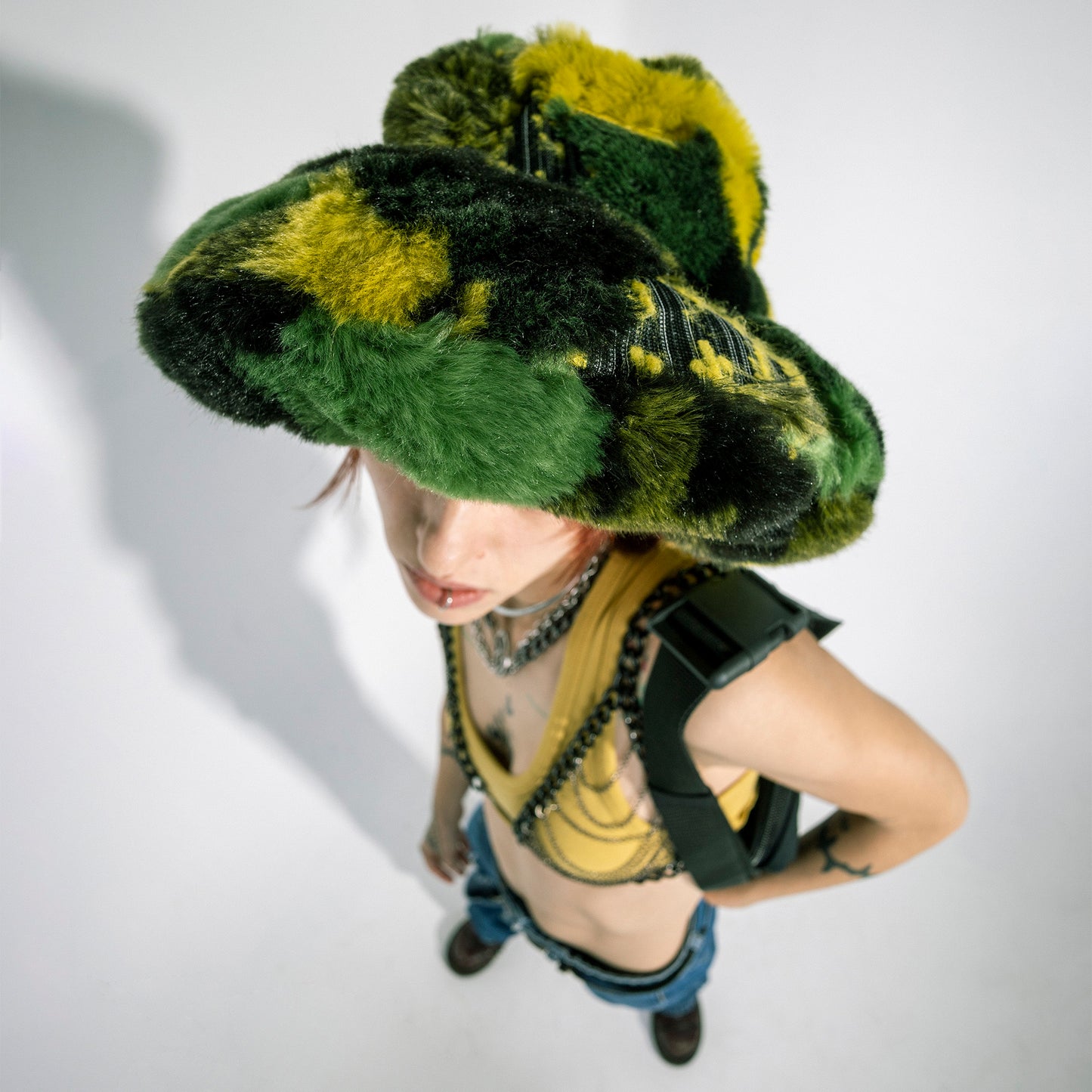 "BANANA KUSH" large bucket hat