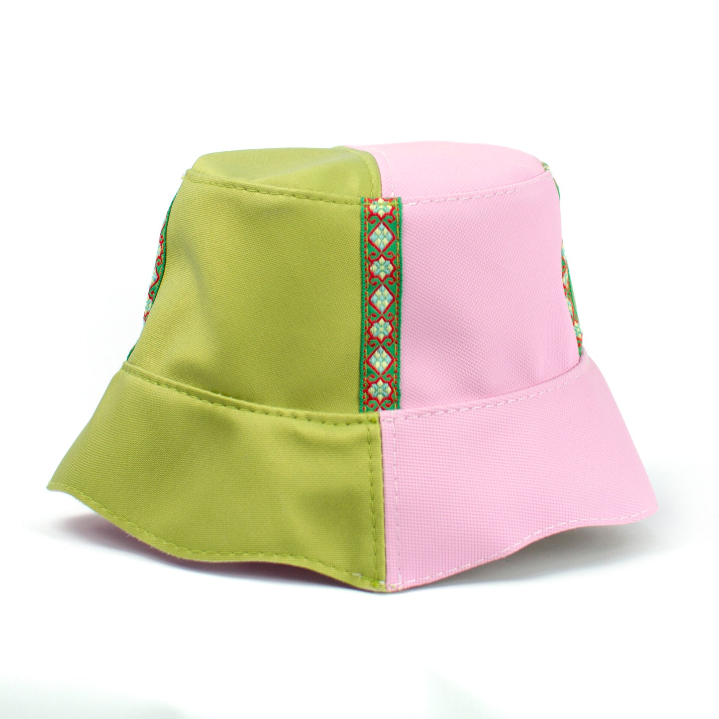 "LOTUS" bucket hat