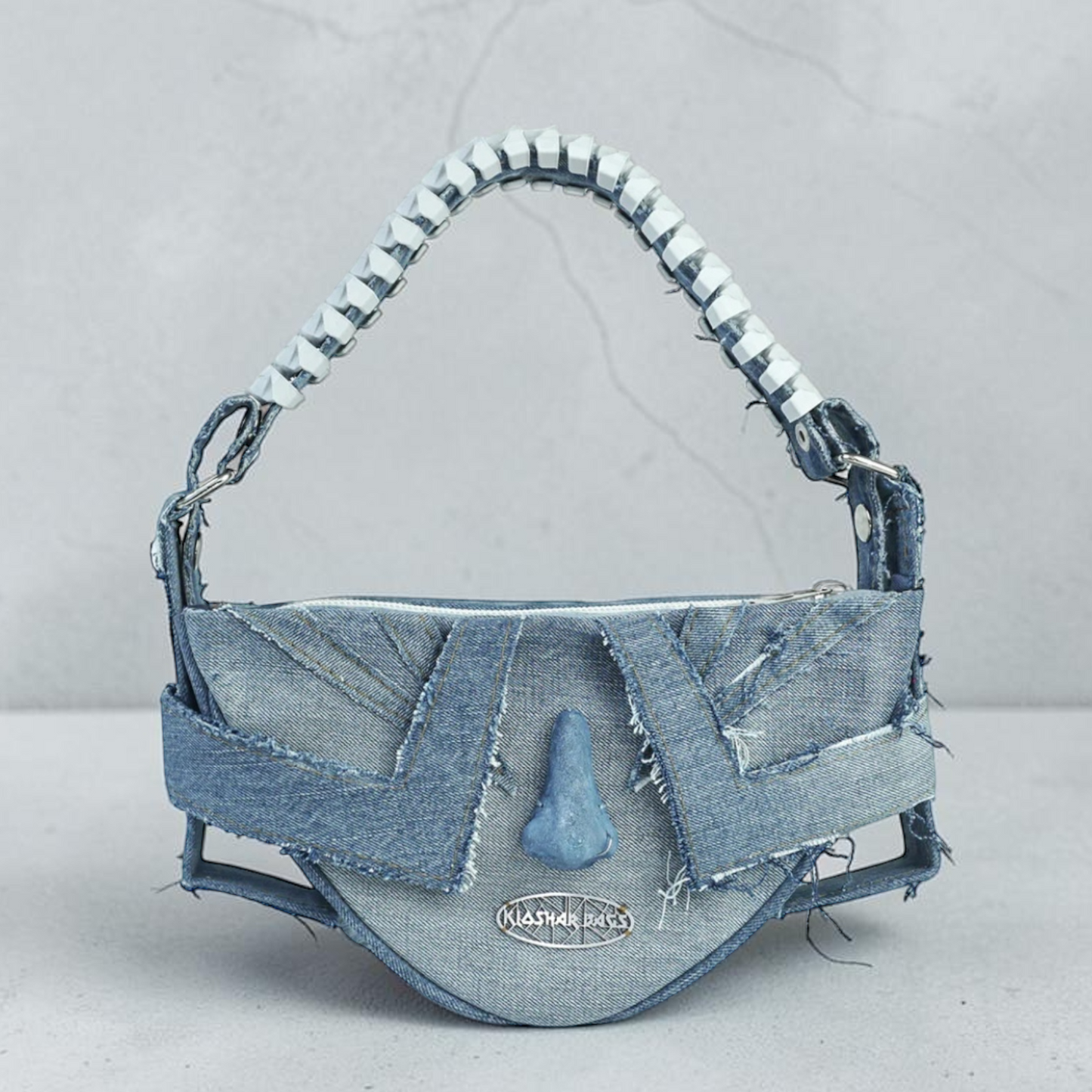 "THE FACE" denim spine