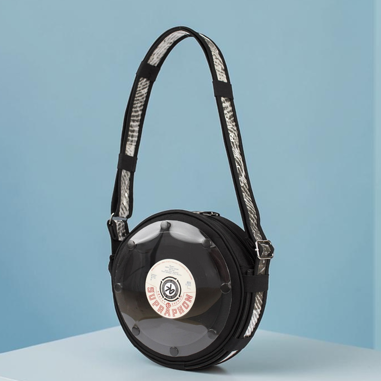 "BLACK O" 7 inch vinyl record O bag